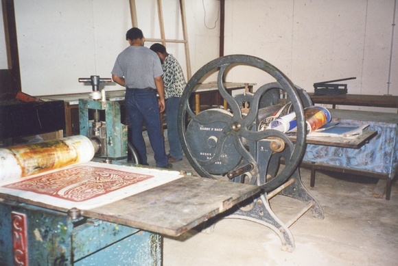 Artist: b'Butler, Roger' | Title: b'Print workshop, School of Creative Arts, University of Papua New Guinea' | Date: 2006