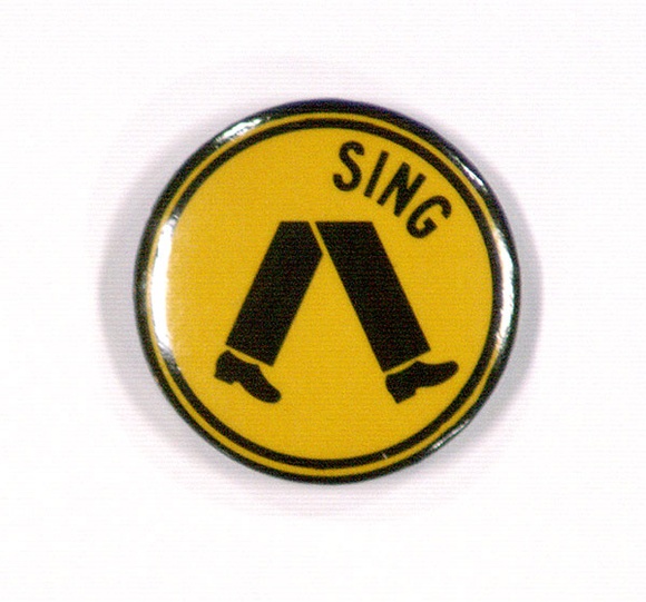 Artist: TIPPING, Richard | Title: Badge: Sing (Small). | Date: 1982
