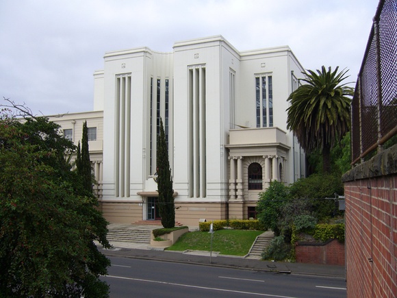 Artist: b'Butler, Roger' | Title: b'Gordon Institute (new building), Geelong' | Date: 2006