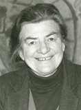 Artist: b'Heath, Gregory.' | Title: b'Portrait of Joy Warren, Australian potter, 1989' | Date: 1989